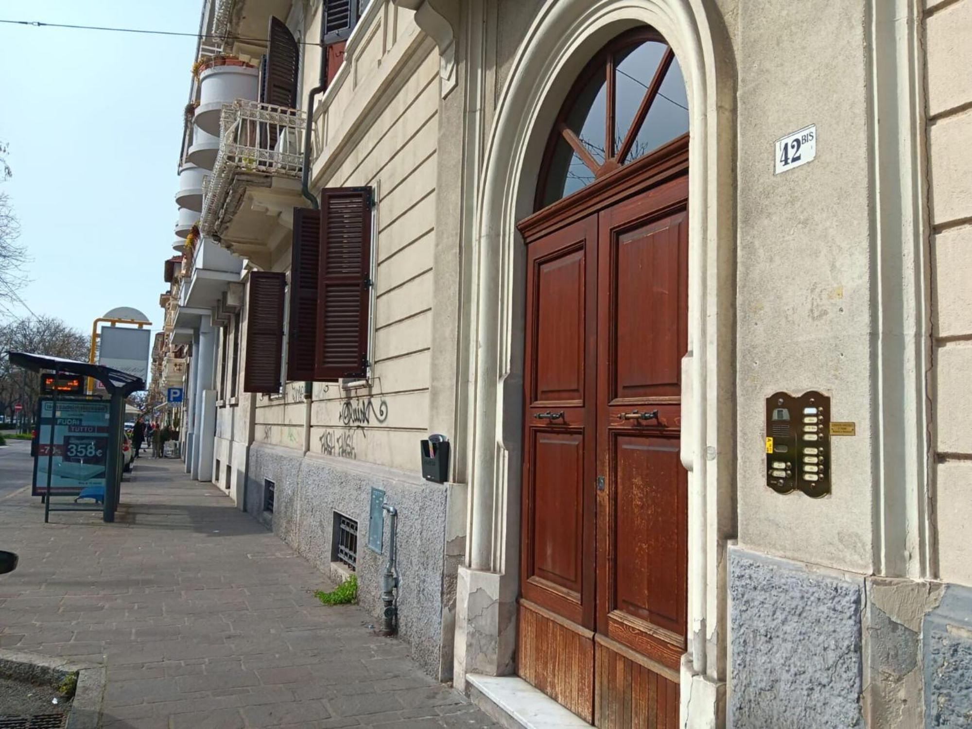 Italian Experience- Ancona City Apartment Esterno foto